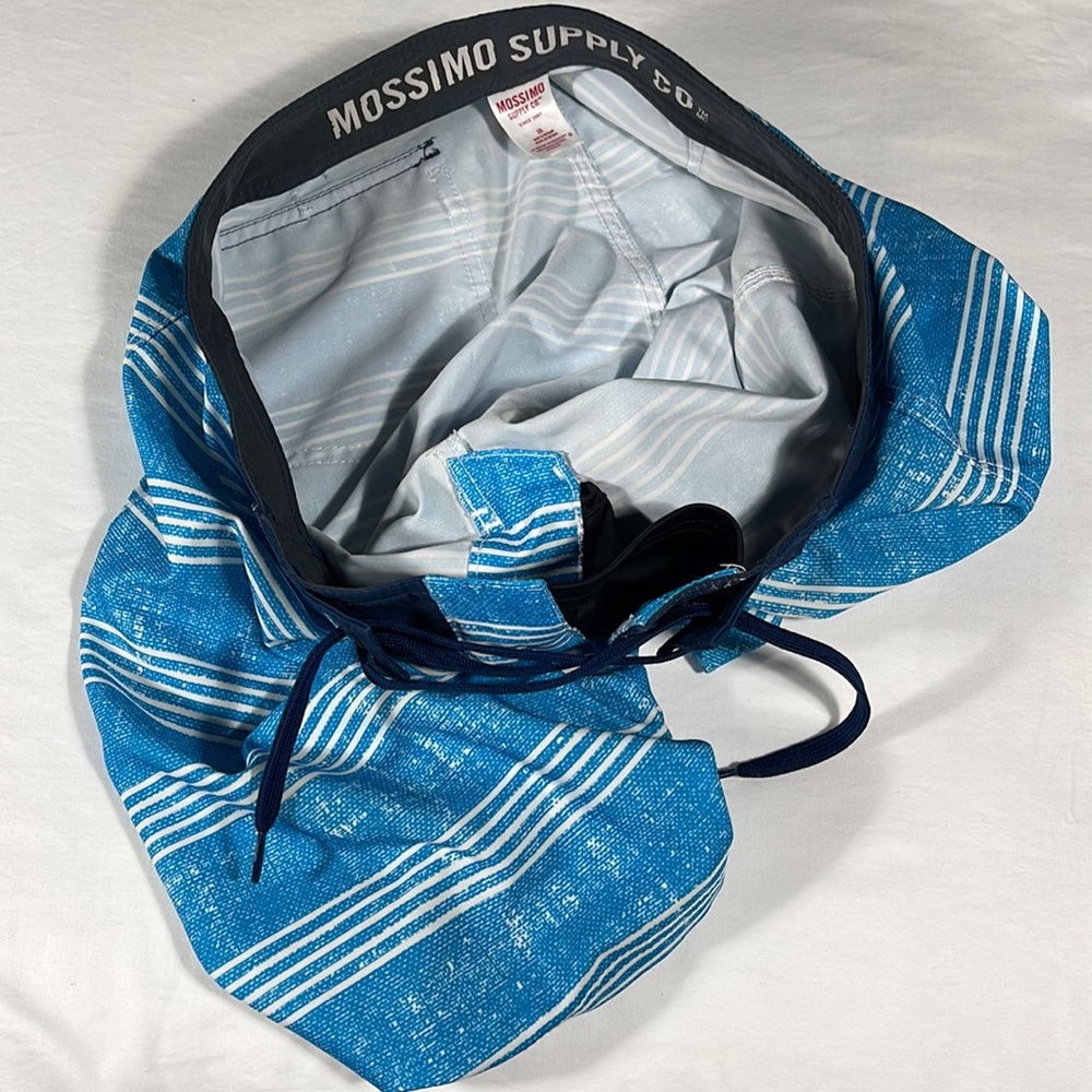 Mossimo Supply mens blue horizontal stripe board shorts swim trunks - size 28 - Picture 7 of 10